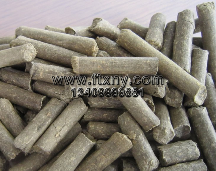 玉米秸稈生物質(zhì)顆粒燃料 經(jīng)顆粒機(jī)加工的玉米秸稈生物質(zhì)顆粒燃料