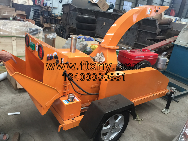 移動式樹枝粉碎機(jī) 移動式樹枝粉碎機(jī)